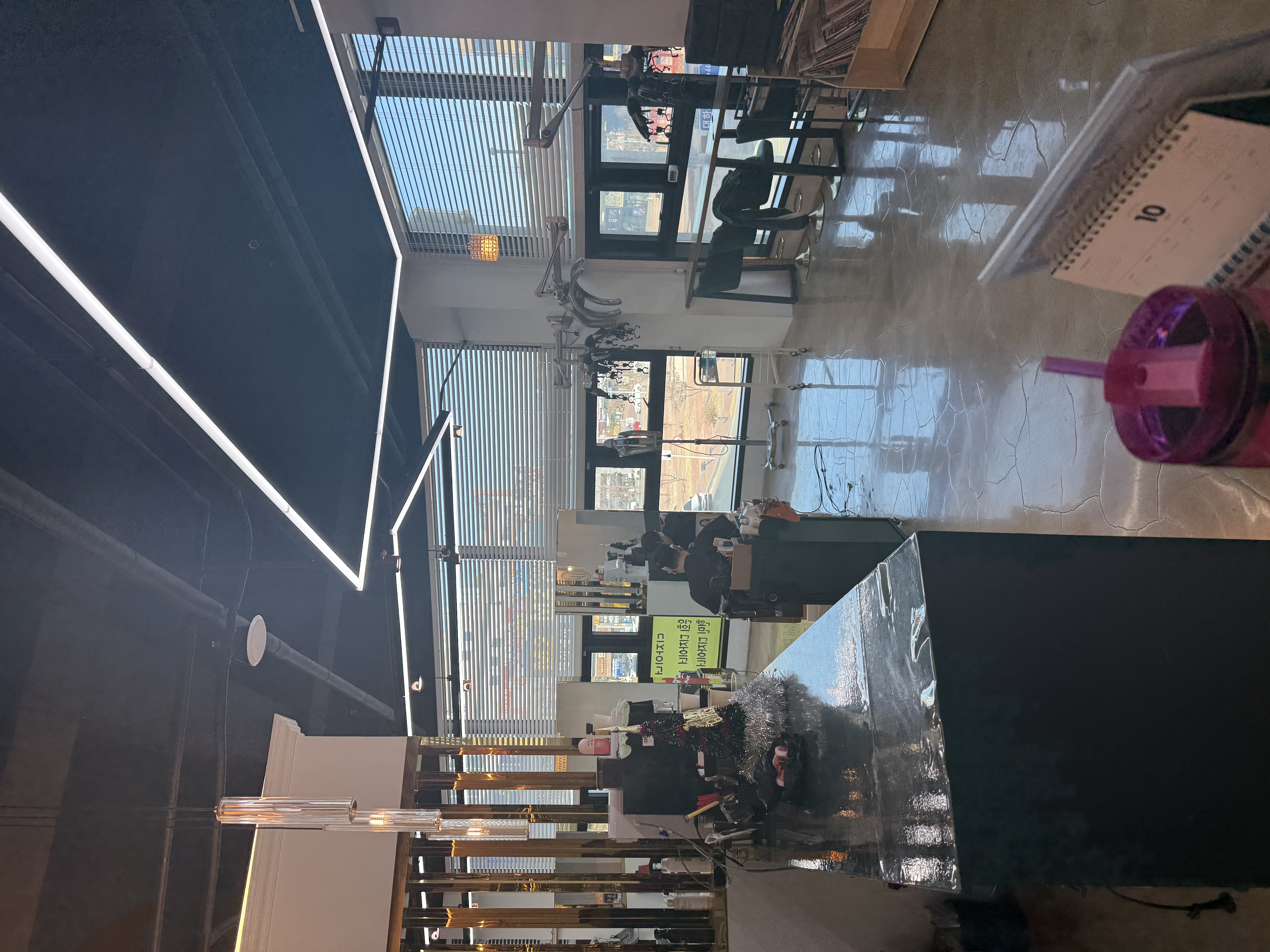 어반제이살롱 가맹점 이미지